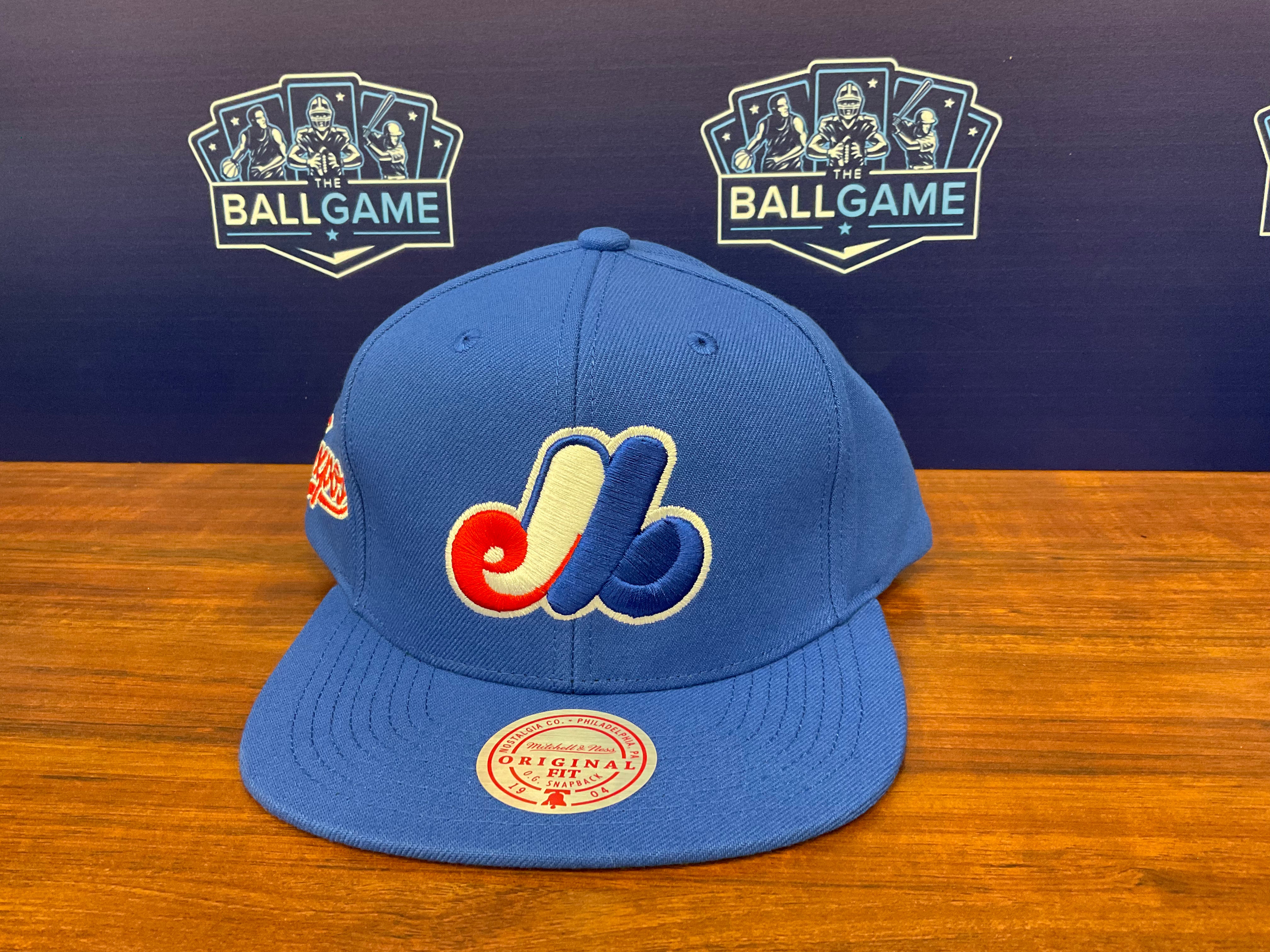 Mitchell & Ness Montreal Expos White Coop Evergreen Snapback Hat