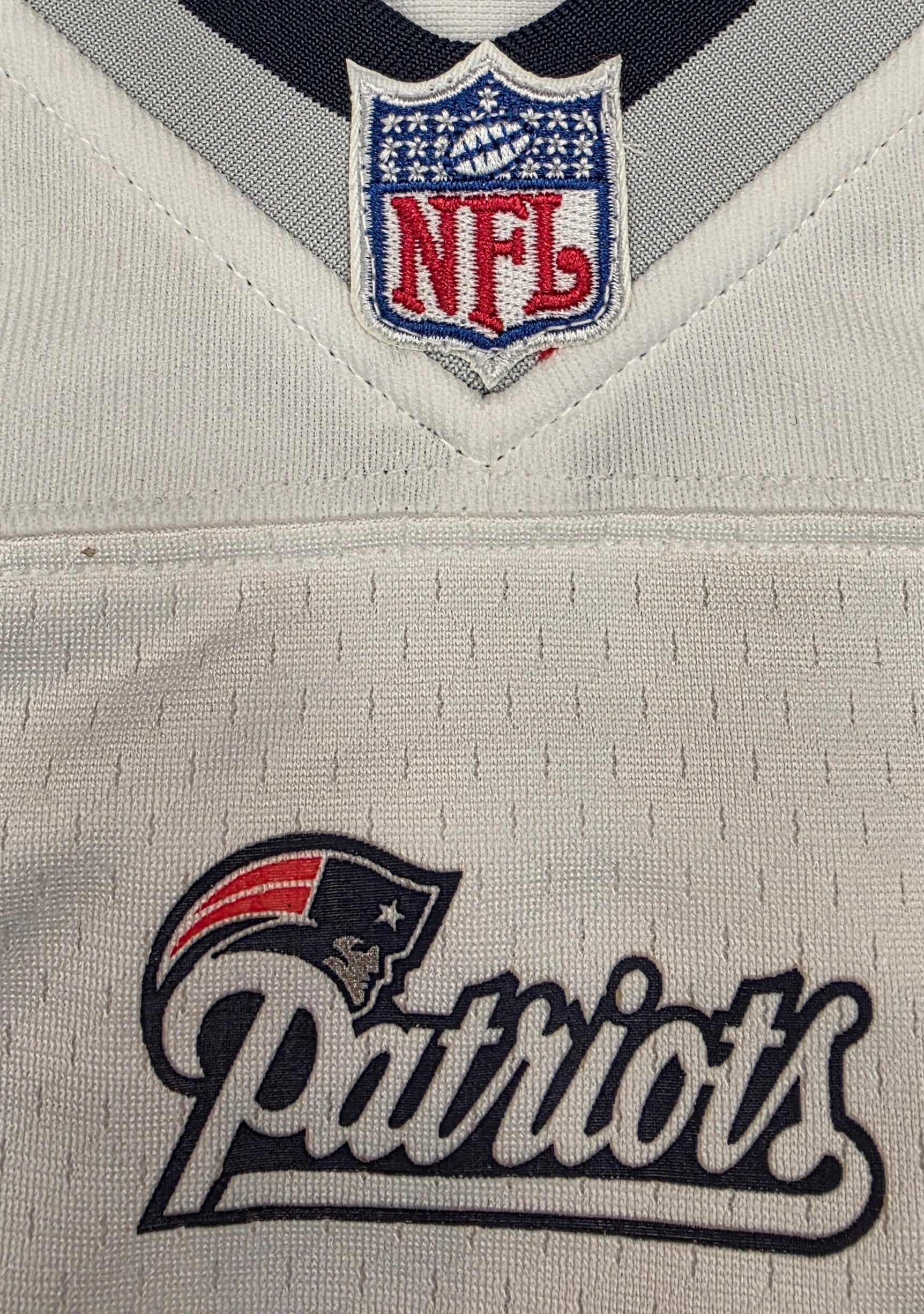 Mitchell & Ness Men's 2000 New England Patriots Tom Brady #12 White Legacy Jersey, Medium Mitchell & Ness Men's 2000 New England Patriots Tom Brady #12 White Legacy Jersey, Medium