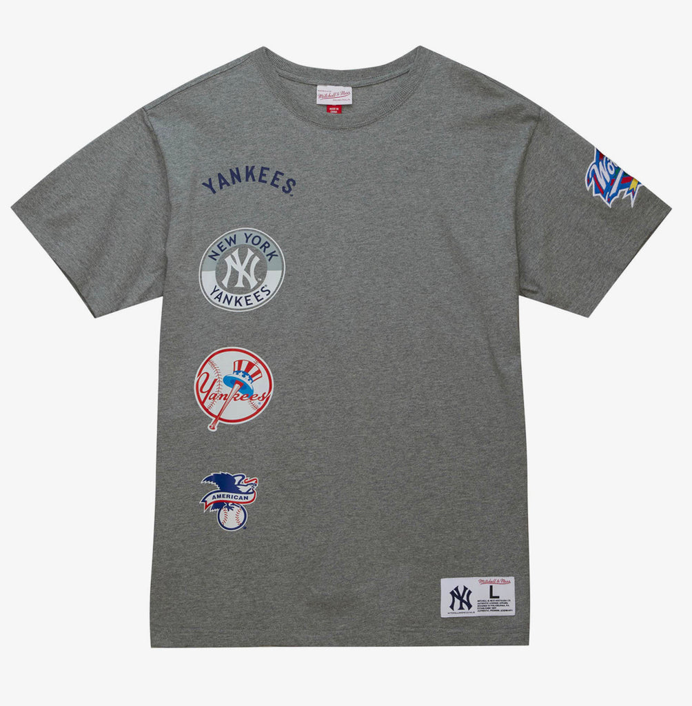 New York Yankees Mitchell & Ness Women's Color Block 2.0 Pullover Sweatshirt  - Navy