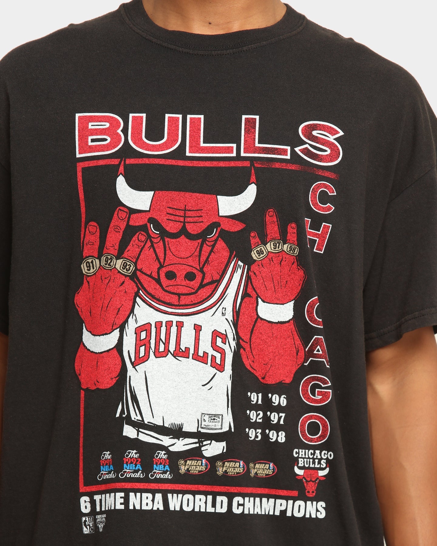 Youth Mitchell & Ness White Chicago Bulls City of Champions T-Shirt Size: Small